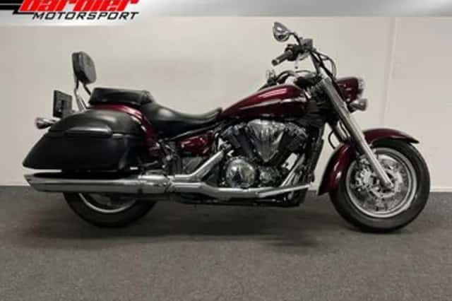 Yamaha XVS 1300 A Midnight Star (2010) thumbnail 1