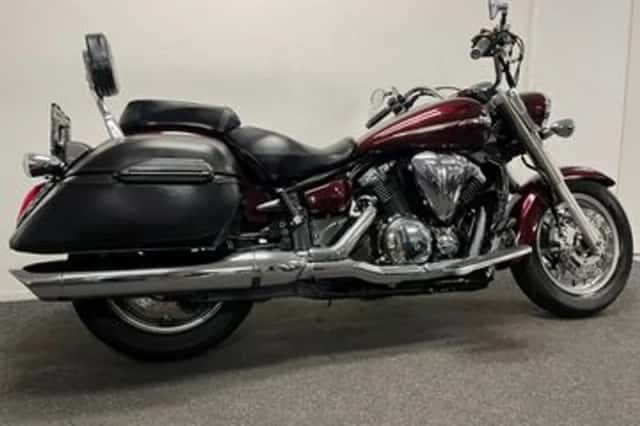 Yamaha XVS 1300 A Midnight Star (2010) thumbnail 4