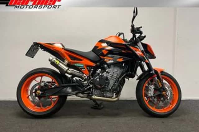 KTM 890 Duke (2022) thumbnail 1