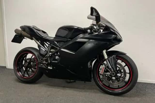 Ducati 848 EVO (2011) thumbnail 4