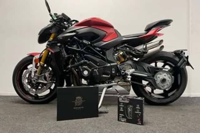 MV Agusta Brutale 1000RR (2025) thumbnail 3