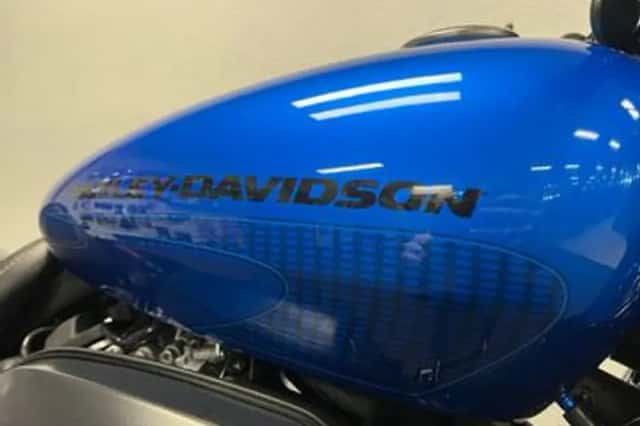 Harley-Davidson Street Rod (2018) thumbnail 3