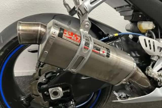 Suzuki GSX-R1000 (2005) thumbnail 2