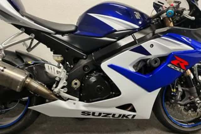 Suzuki GSX-R1000 (2005) thumbnail 5