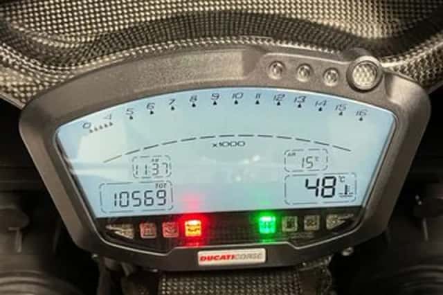 Ducati D 16 RR Desmosedici (2008) thumbnail 2