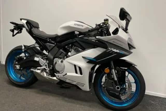 CFMoto 675SR-R (2026) thumbnail 4