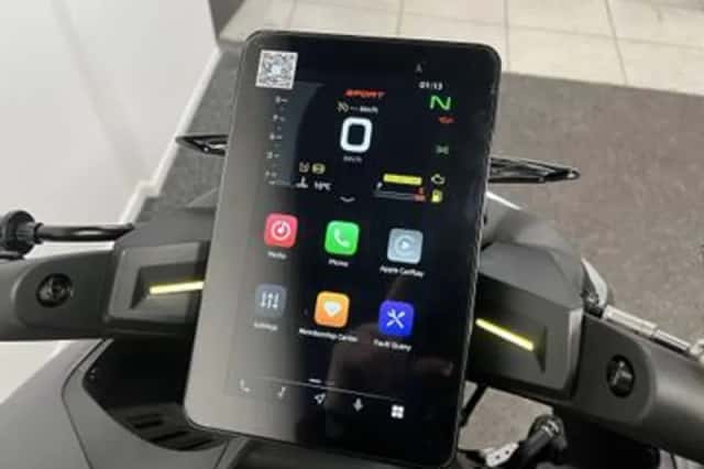 CFMoto 800NK (2026) thumbnail 2