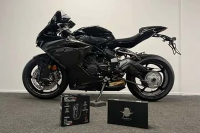 MV Agusta F3 (2025) thumbnail 3