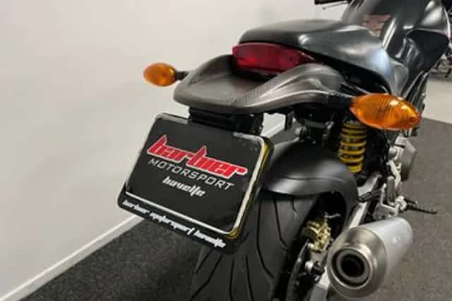 Ducati M 1000 Monster (2004) thumbnail 6