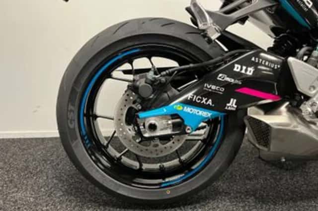 CFMoto 675SR-R (2026) thumbnail 6