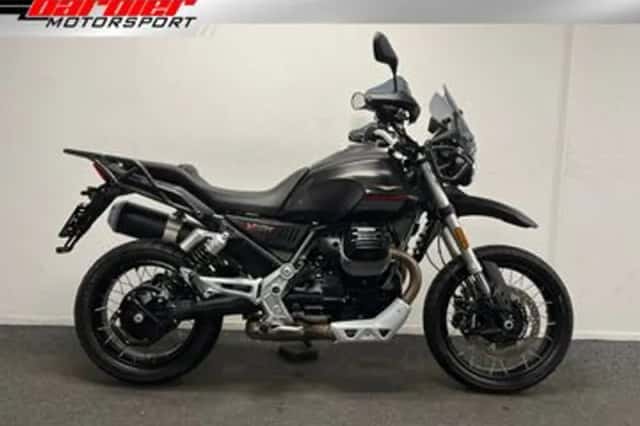 Moto Guzzi V85 TT (2022) thumbnail 1