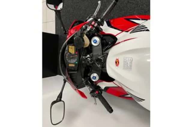 Honda CBR600RR (2009) thumbnail 2
