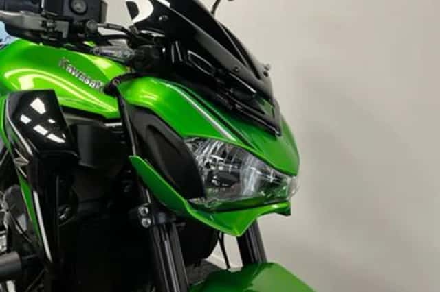 Kawasaki Z900 (2017) thumbnail 3