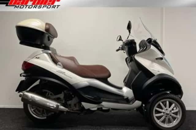 Piaggio MP3 500 (2013) thumbnail 1