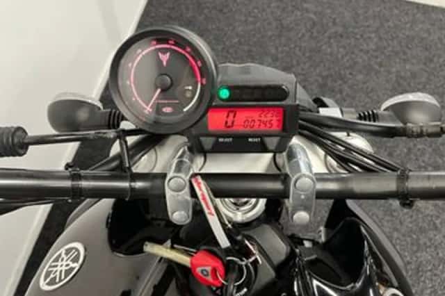 Yamaha MT-03 (2012) thumbnail 2