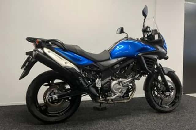 Suzuki V-Strom (2012) thumbnail 5