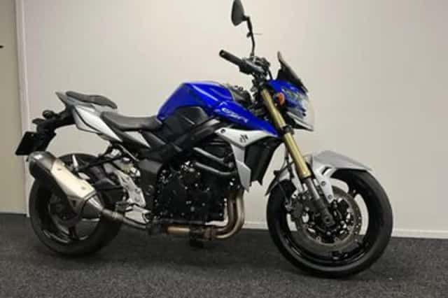 Suzuki GSR750 (2015) thumbnail 3
