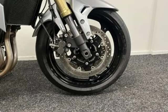 Suzuki GSR750 (2015) thumbnail 5