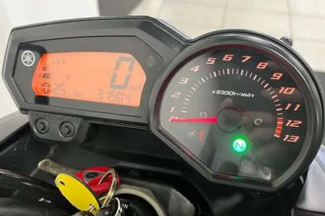 Yamaha XJ6 (2009) thumbnail 2