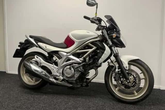 Suzuki SFV 650 Gladius (2009) thumbnail 4