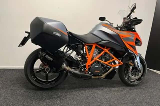 KTM 1290 Super Duke (2022) thumbnail 5