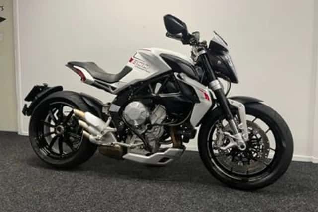 MV Agusta Brutale 800 (2016) thumbnail 4