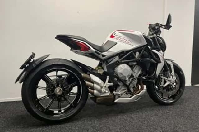 MV Agusta Brutale 800 (2016) thumbnail 5