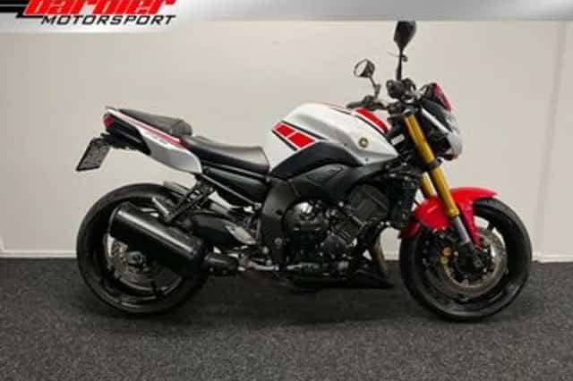 Yamaha FZ8 (2012) thumbnail 1
