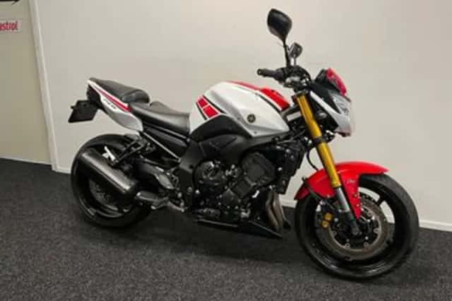 Yamaha FZ8 (2012) thumbnail 3