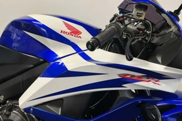 Honda CBR600RR (2007) thumbnail 3