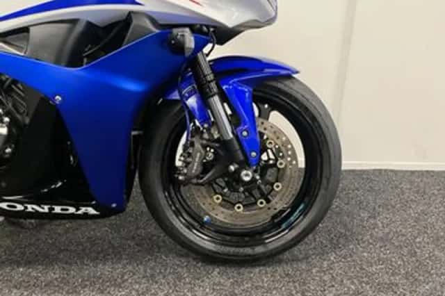 Honda CBR600RR (2007) thumbnail 6
