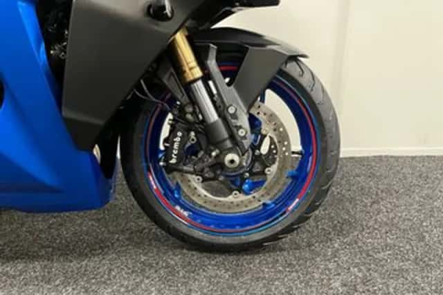 Suzuki GSX-S1000GT (2022) thumbnail 5