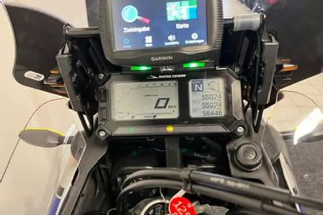 Yamaha XT 1200 Z Super Tenere (2016) thumbnail 2