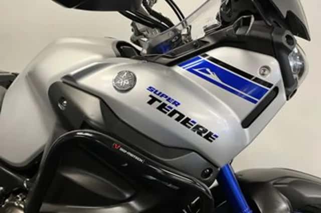 Yamaha XT 1200 Z Super Tenere (2016) thumbnail 3