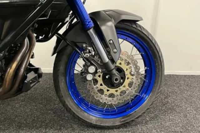 Yamaha XT 1200 Z Super Tenere (2016) thumbnail 6