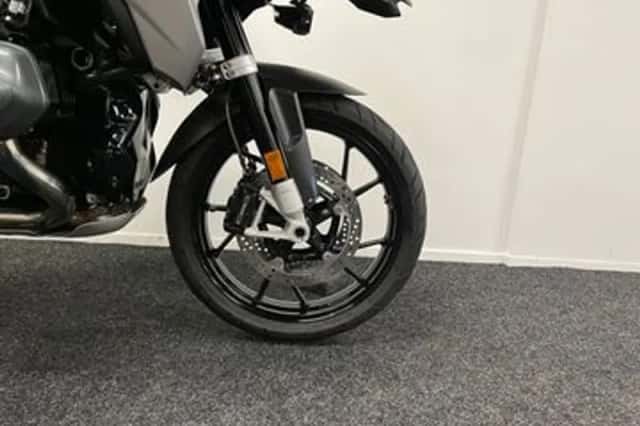 BMW R 1250 GS (2023) thumbnail 6