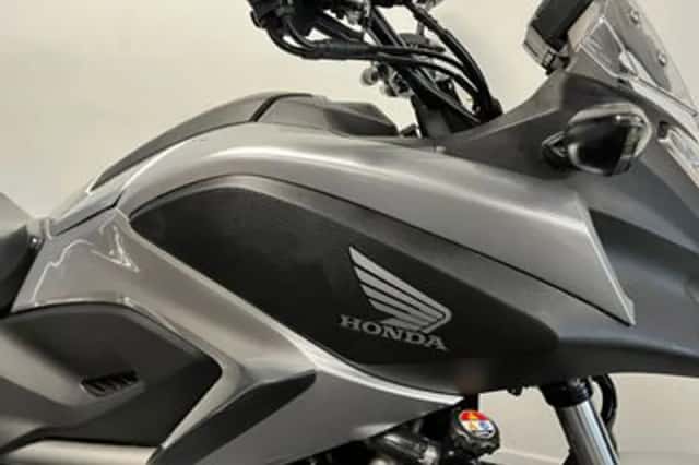Honda NC700X (2014) thumbnail 3