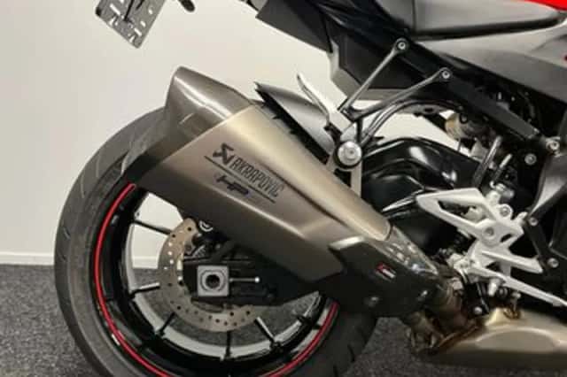 BMW S 1000 R (2017) thumbnail 3