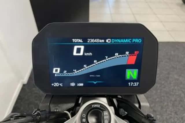 BMW F 900 R (2020) thumbnail 2