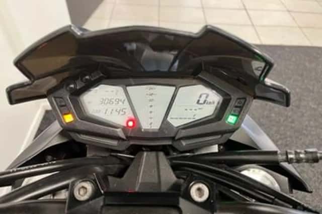 Kawasaki Z800 (2013) thumbnail 2