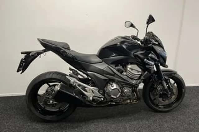 Kawasaki Z800 (2013) thumbnail 4