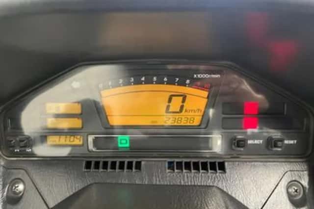 Suzuki AN 650 Burgman Executive (2004) thumbnail 2