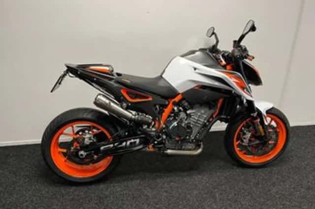 KTM 890 Duke (2022) thumbnail 4