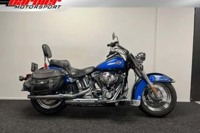 Harley-Davidson Heritage Softail (2004) thumbnail 1