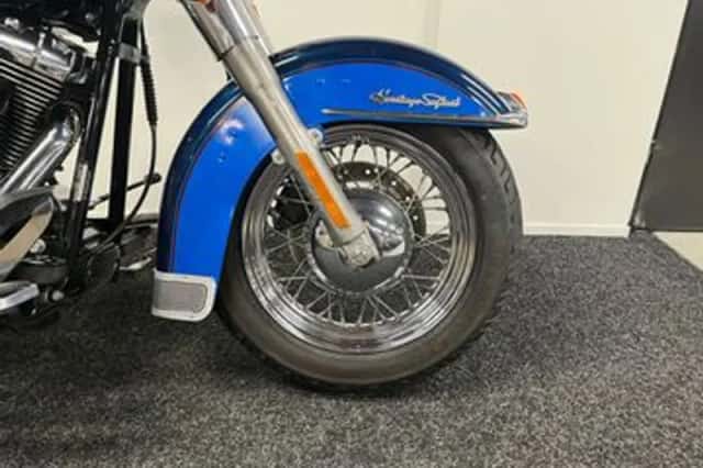 Harley-Davidson Heritage Softail (2004) thumbnail 6
