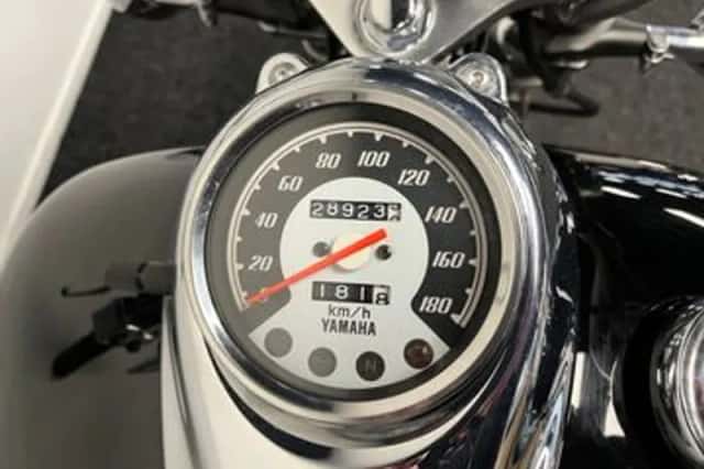 Yamaha XVS 650 Dragstar (1997) thumbnail 2