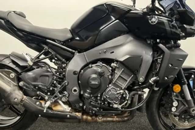 Yamaha MT-10 (2023) thumbnail 6
