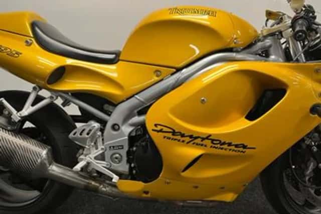Triumph Daytona T 595 (1997) thumbnail 6
