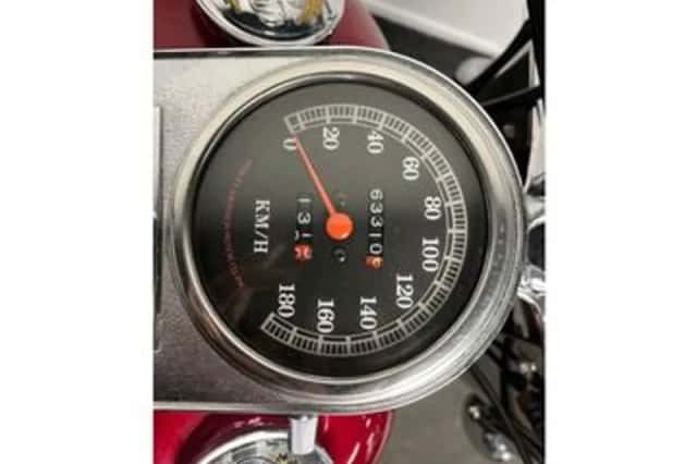Harley-Davidson Heritage Softail Classic (1994) thumbnail 2