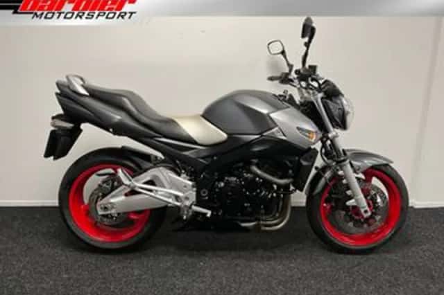 Suzuki GSR600 (2009) thumbnail 1